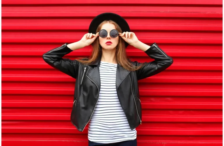 Asian Fashion Model Wearing Hat