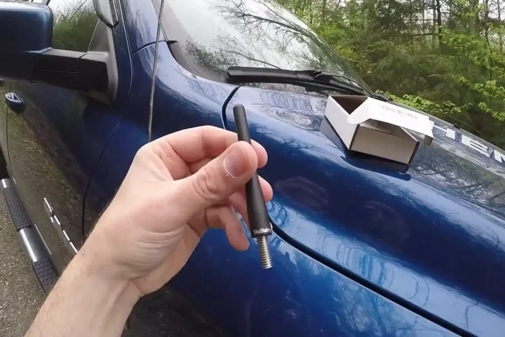 Factors to Consider When Choosing the Best Car Antenna Replacements