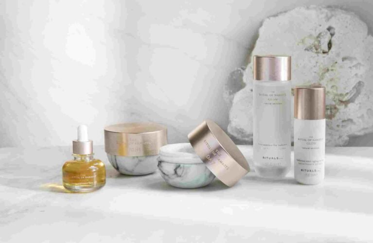 How to Create a Perfect Skincare Routine